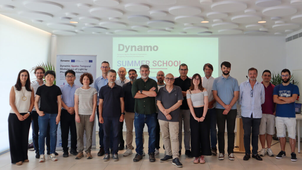 Participantes y ponentes de la DYNAMO Summer School en Benicàssim